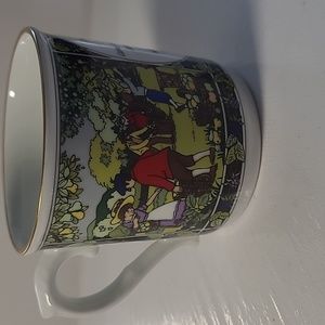 Royal worcester The Montbs of the year cup England 1992